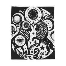 Load image into Gallery viewer, Leonardo van Helsingen - Blanket
