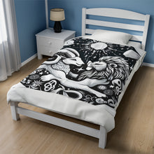 Load image into Gallery viewer, Ludovica Bellini - Blanket

