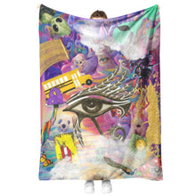 Load image into Gallery viewer, Alien School Plush Fleece Blanket
